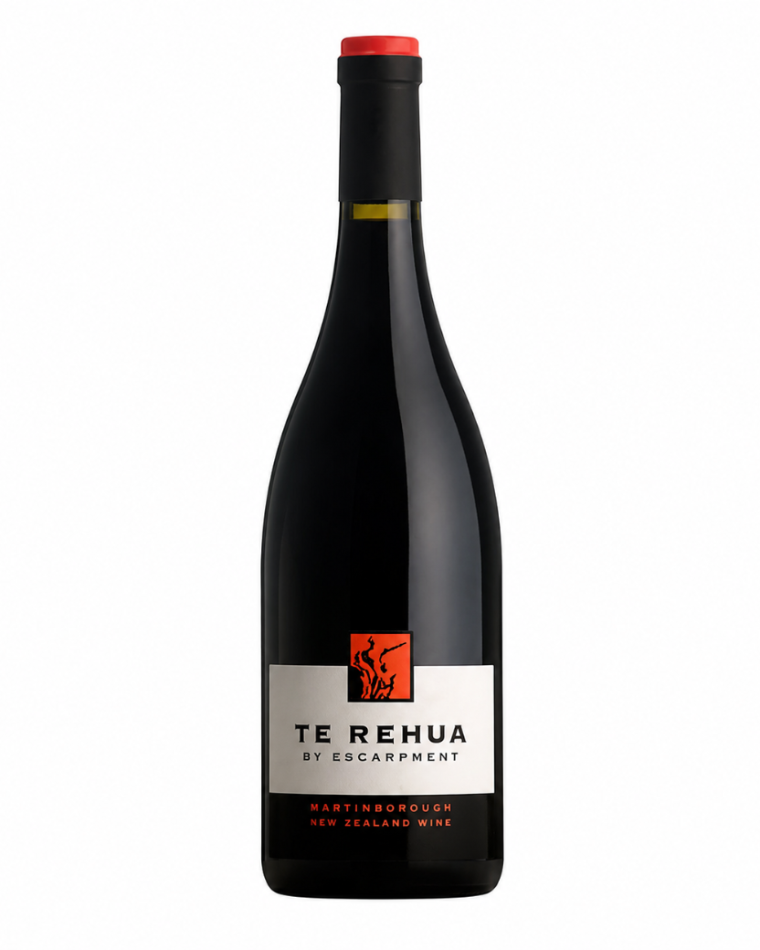 Escarpment Single Vineyard Te Rehua Pinot Noir red wine bottle