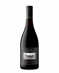 2019 Wynns Coonawarra Black Label Old Vines Shiraz red wine bottle